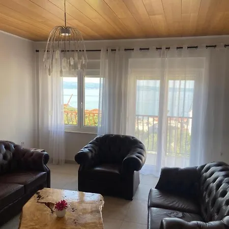 Modern With Sea View Podstrana